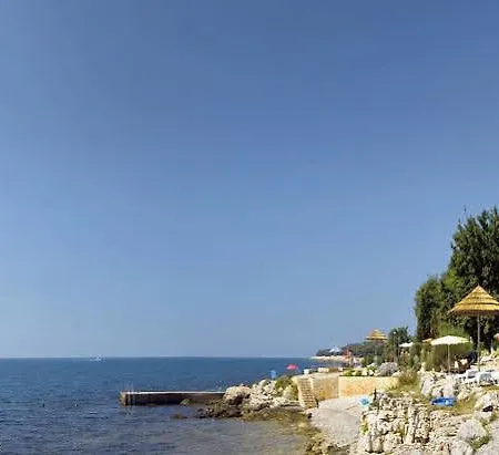 Holiday park Solaris 3*